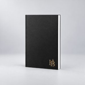 Hero Book &ndash; crni planer sa zlatnim logotipom